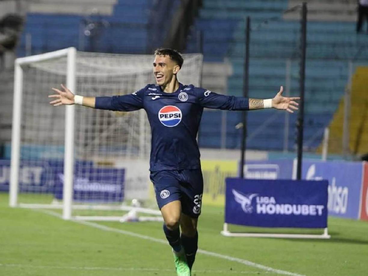 Emilio Izaguirre, director deportivo de Motagua: “a Rodrigo Auzmendi ya se le hizo la oferta y ahí depende de ellos y de lo que quieran económicamente, a Droopy, Castellanos y Serrano ya se les hizo la oferta. Aquí nadie está arriba del Motagua, ni yo. De aquí salió Amado, Iván y yo y el Motagua seguirá siendo el Motagua”, afirmó.