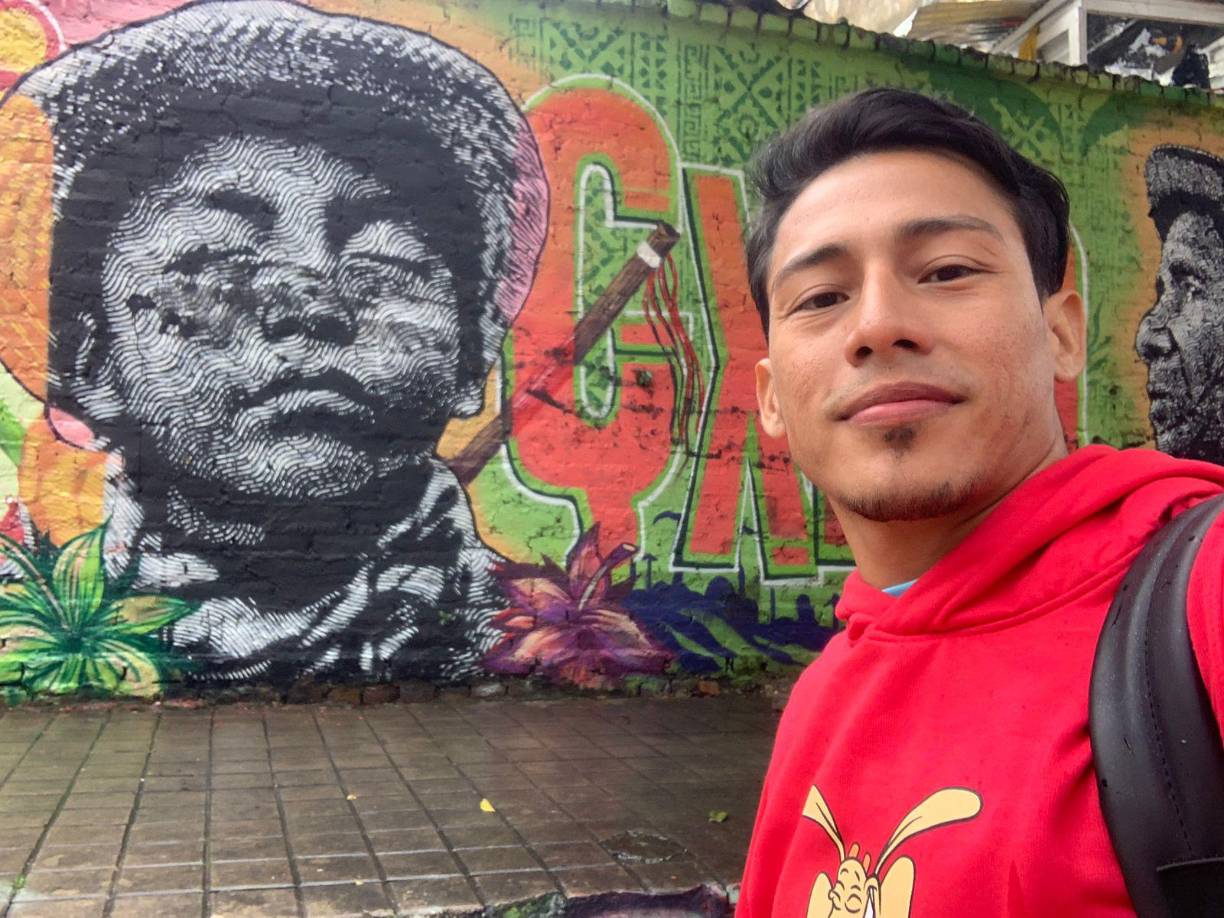 ”Tenemos un personaje que se llama Spider Pobre, es con el que ayudamos a niños en el día del Niño y Navidad, además programamos actividades en pro de la comunidad”, refirió.