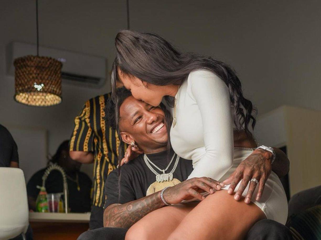 Shanee Mclaughlin es la novia del delantero hondureño Romell Quioto y ha sido importante en la vida del atacante hondureño. 