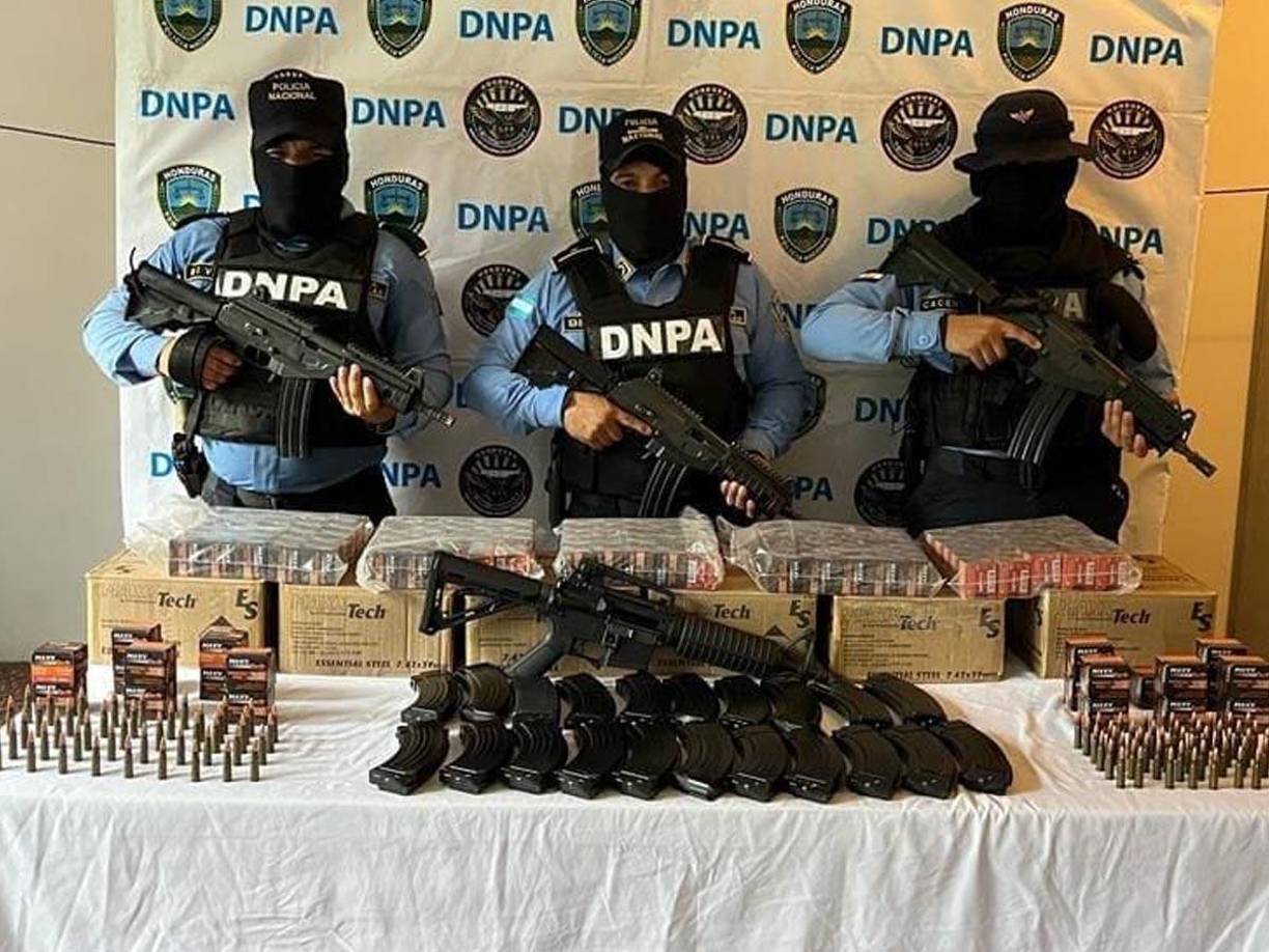 La Dirección Nacional Policial Antidrogas (DNPA) incautó 6,000 proyectiles para AK-47 provenientes de los Estados Unidos.