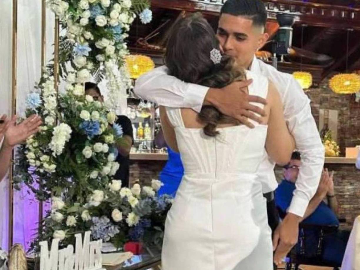 En junio del presente año, Luis Palma y Annie Córdova se casaron en una boda privada en La Ceiba, Atlántida