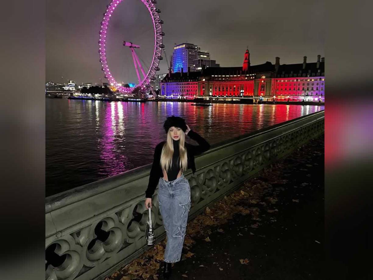 Candela Arizaga subió unas imágenes en Instagram en las que aparece en la ciudad londinense, exactamente el mismo lugar donde se encontraba el jugador de 23 años.