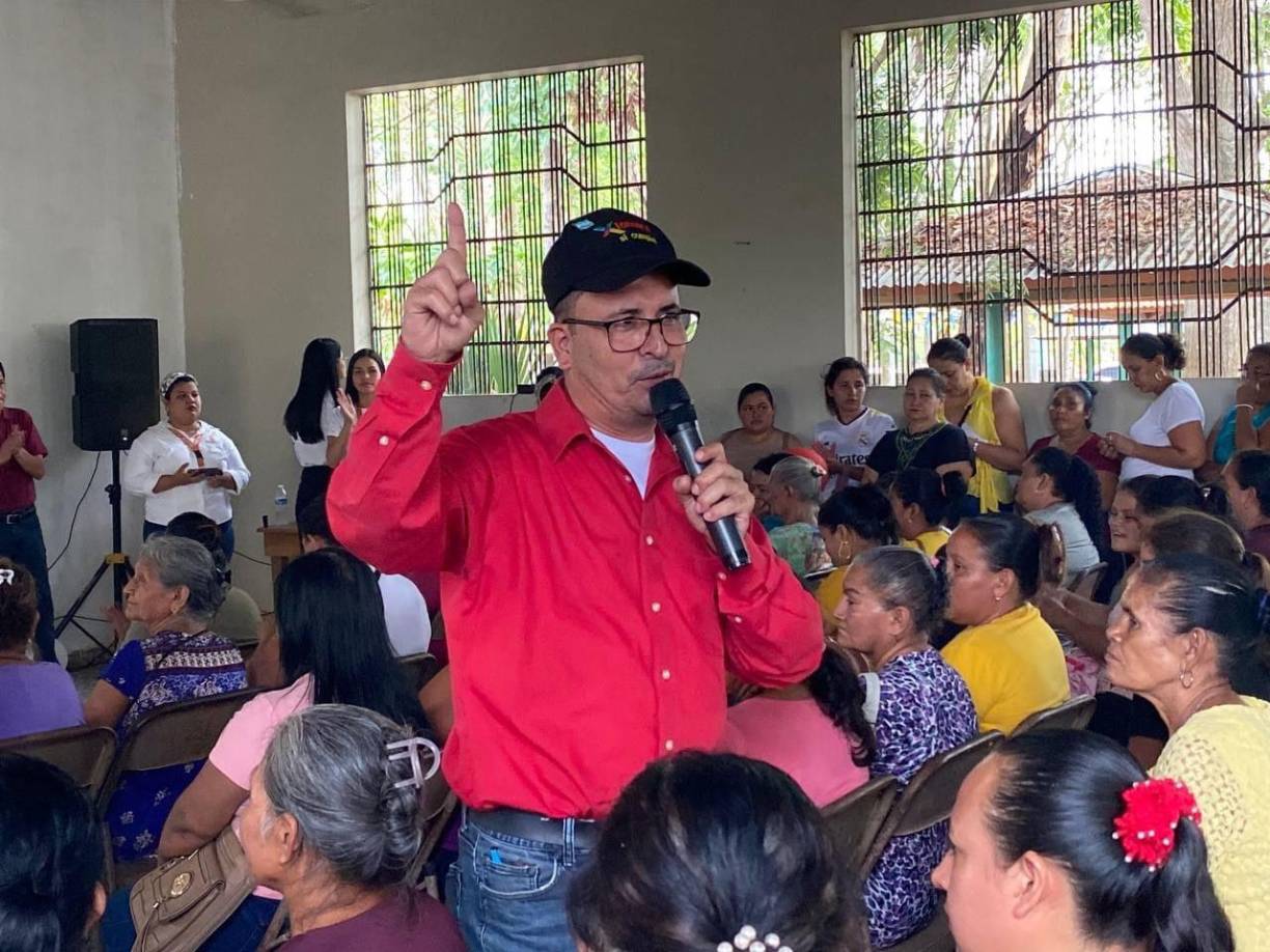 Castellanos subrayó que Calix solo estaba buscando un pretexto para no participar en Libre y decir que lo expulsaron de las filas del partido.