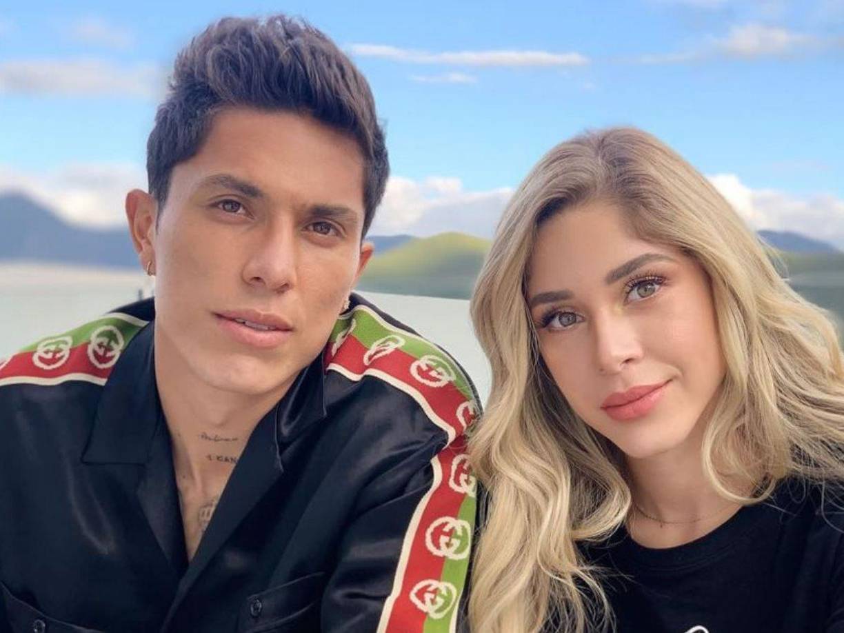 Estos mensajes serían por la supuesta infidelidad de Andrea a Salcedo, que fue descubierta y expuesta por Paola Salcedo. .