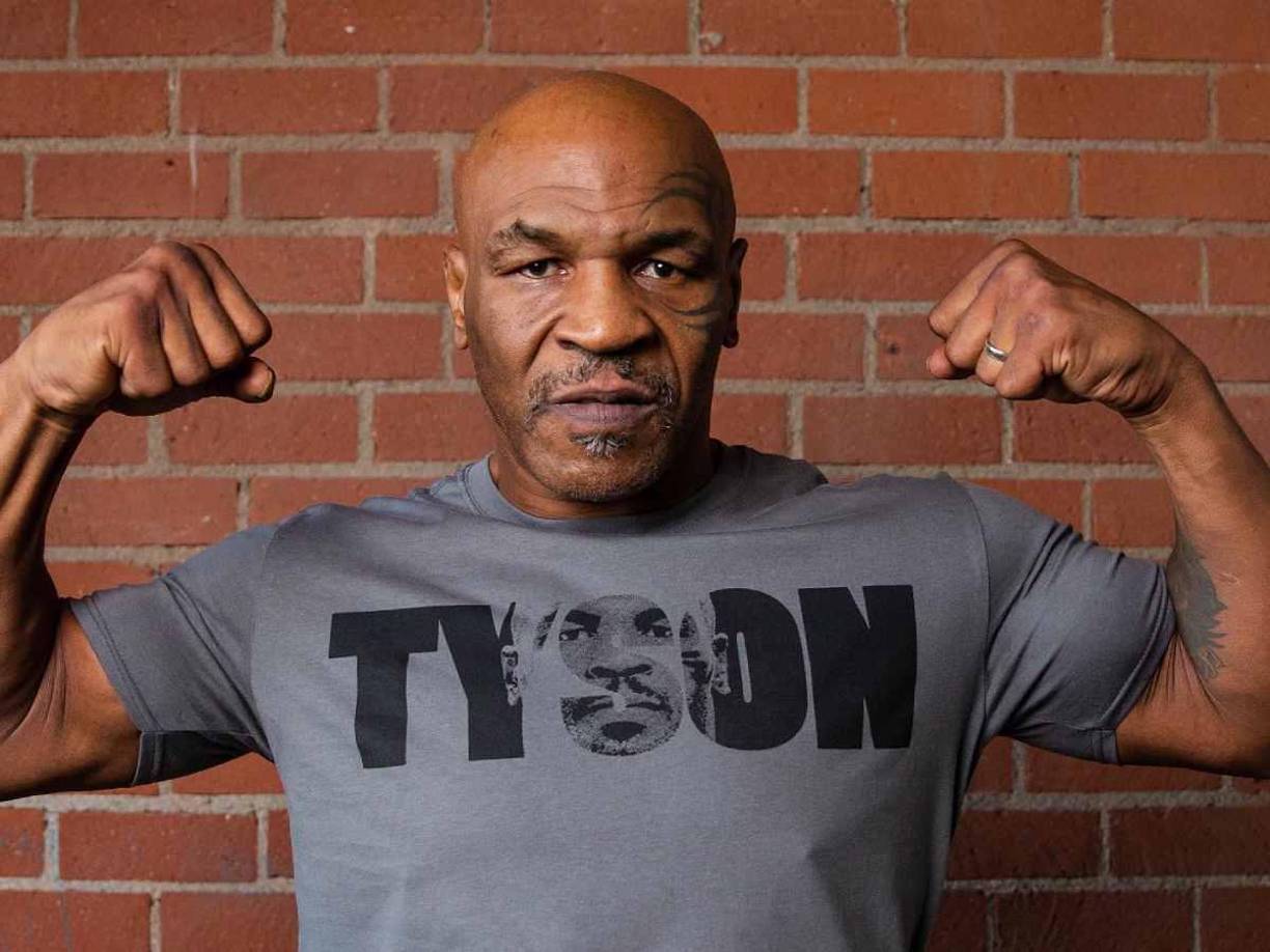 Tyson, conocido en su apogeo por su fuerza y velocidad, solía pesar alrededor de 99 kg en su mejor momento, pero su peso se disparó a 171 kg en 2009. Desde entonces, el famoso boxeador considerado como uno de los mejores de todos los tiempos, ha trabajado en reducir su peso y mejorar su salud.