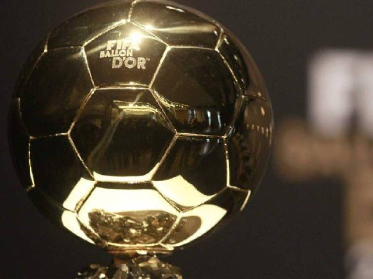 France Football planea hacer una revolución ya que al parecer pretender dar el Balón del Oro que no entregó en el 2020.