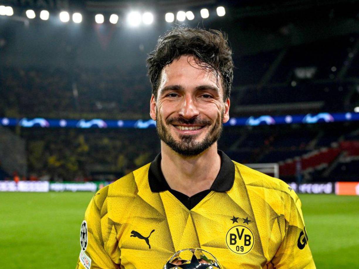 El Bolonia de Italia mantiene la ilusión de fichar al defensor alemán Mats Hummels, jugador que se encuentra como agente libre.