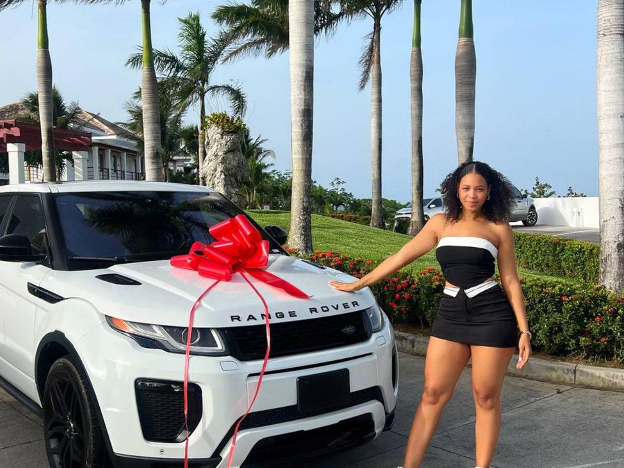 Romell Quioto le dejó un mensaje a su novia: “Te lo mereces mi amor. Happy for you “, señaló.