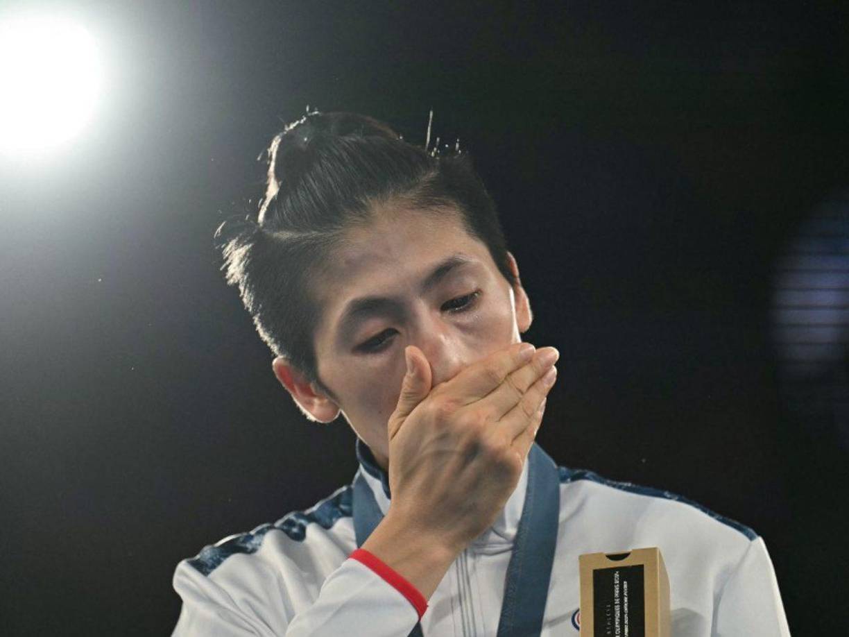 La taiwanesa también “noqueó” a sus detractores, pues obtuvo la presea de oro en la categoría de los 57 kilogramos en París 2024.