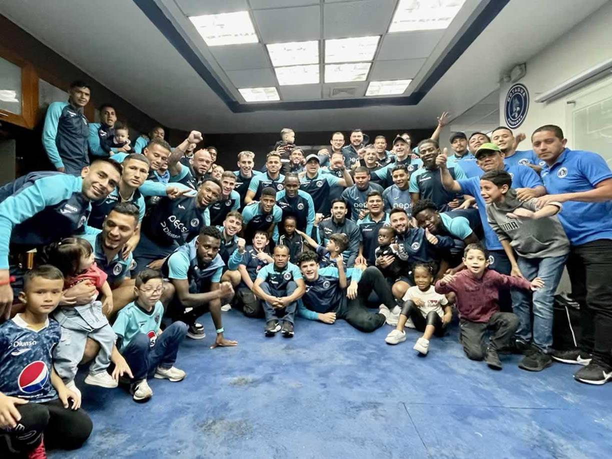 Profunda tristeza de Real España, Motagua celebra, bronca y las chicas de los Auzmendi