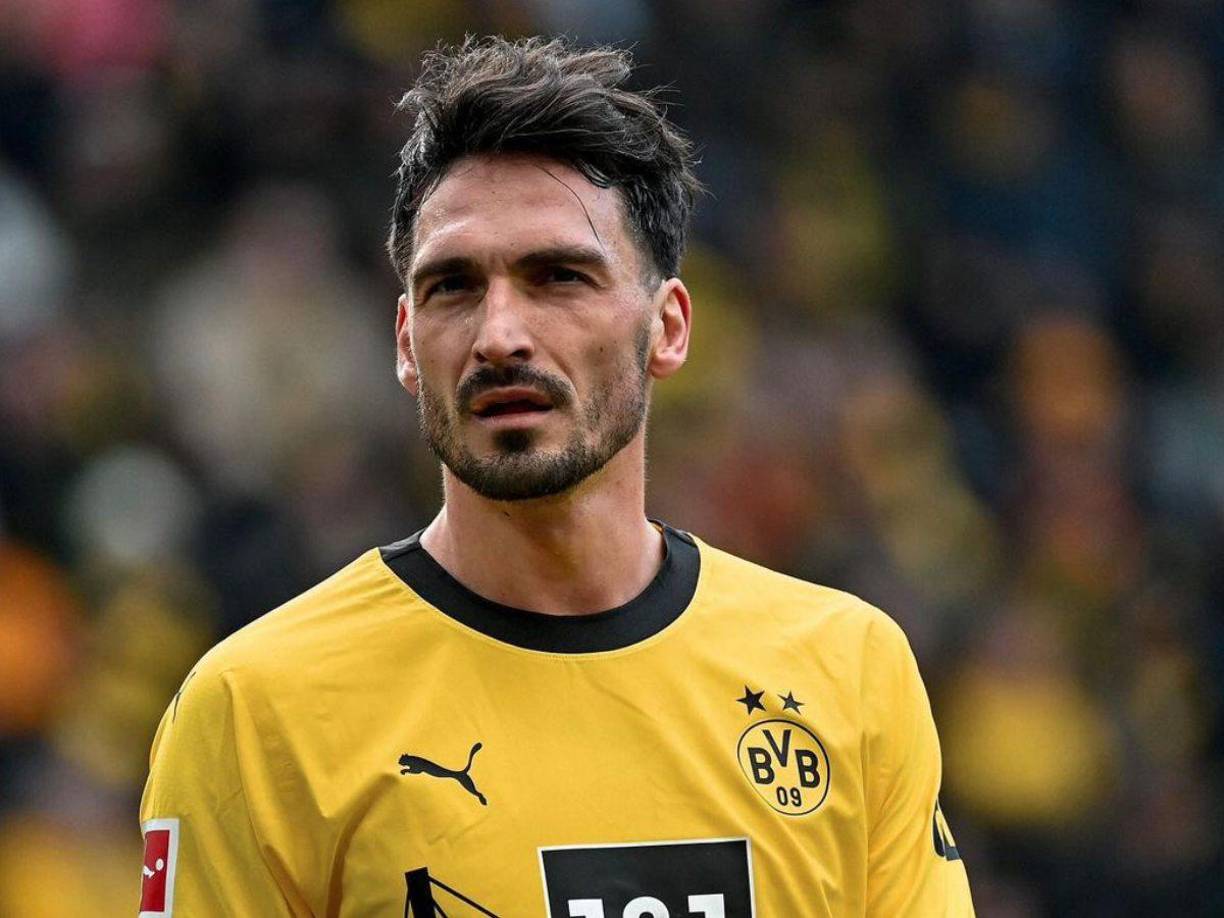 Bombazo. Mats Hummels podría estar a punto de convertirse en nuevo jugador del Mallorca, asegura el diario Mallorca Zeitung. Inclusive informan que al central alemán no le interesa el dinero.