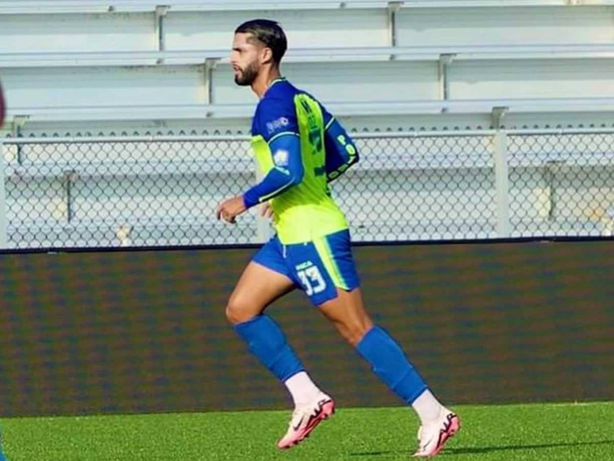 Nelson Muñoz ha tenido que luchar para intentar alcanzar los sueños, dentro y fuera del campo. Su éxito no ha sido de la noche a la mañana.