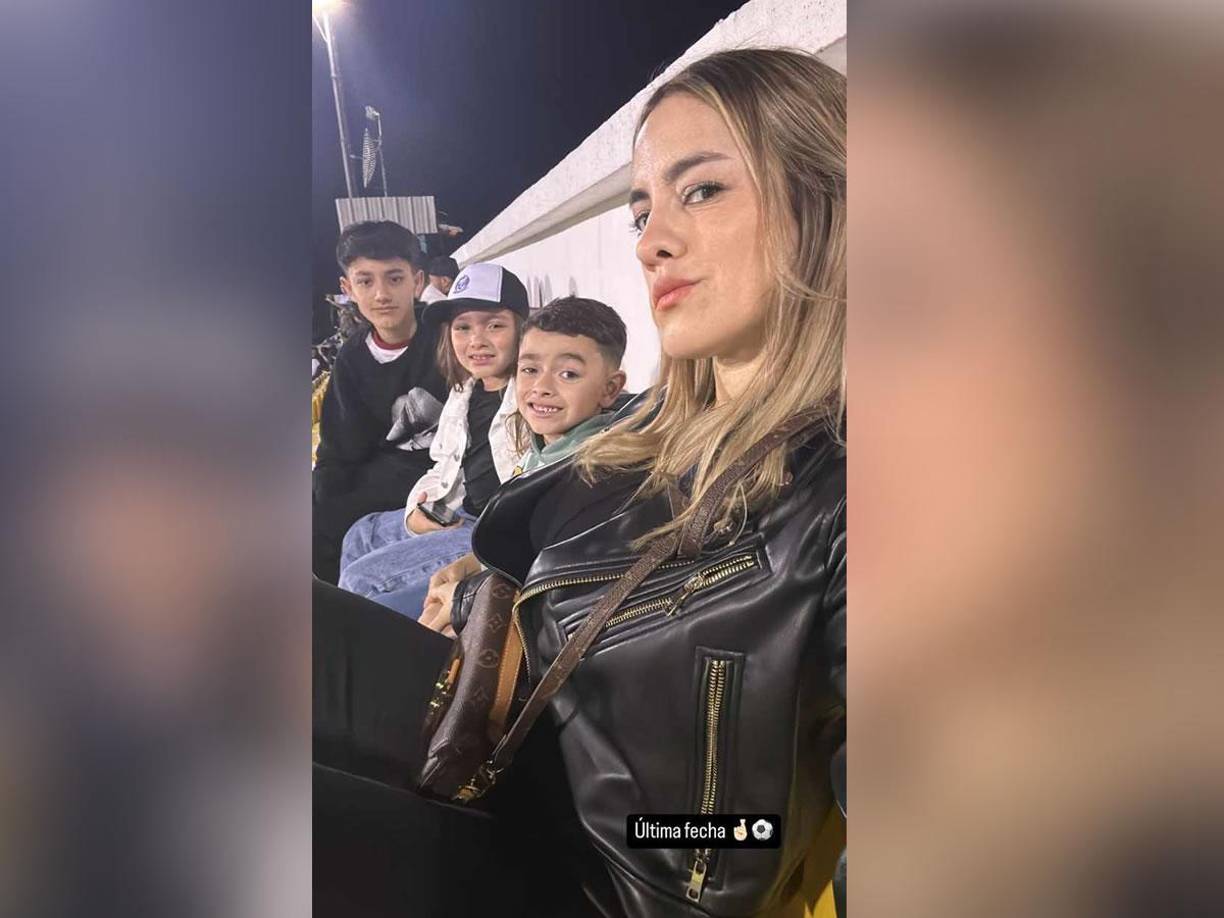 La guapa Marisa Elizabeth Ontivero, esposa de Roberto Moreira, no se perdió el partido de su pareja con el Génesis que ganó al Juticalpa FC.