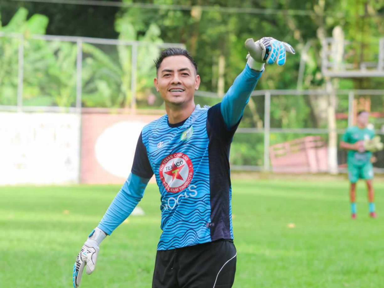 Mariano Pineda - El experimentado portero hondureño quedó al margen del Juticalpa FC. Forma parte de la barrida del equipo canechero.