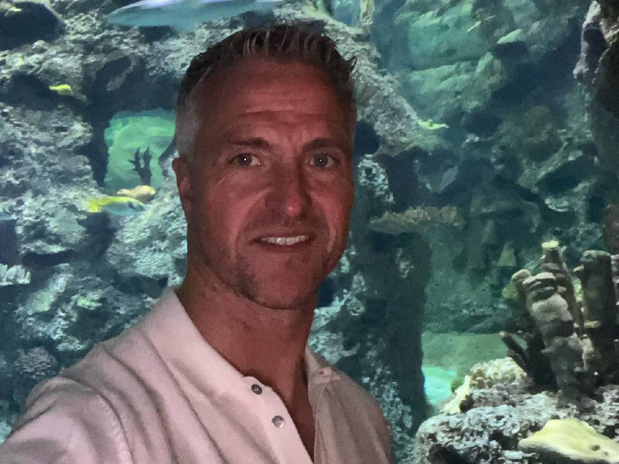 Asimismo, Ralf Schumacher asegura que ella sabía de su orientación, lo que después terminó generando revuelo en las redes sociales.