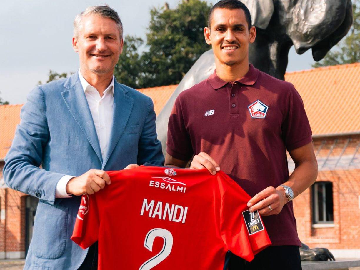 El Lille de Francia ha fichado al central argelino Aïssa Mandi, firma hasta junio de 2026.