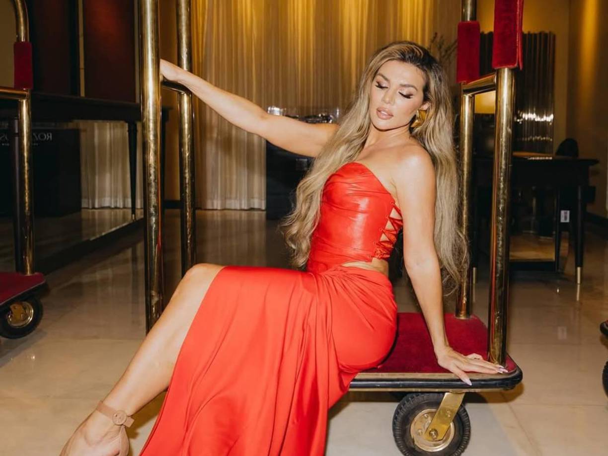 Anna ha reaccionado a la terrible noticia a través de una storie en su cuenta de Instagram, en la que entre lágrimas pide mantener a su hijo ajeno a la muerte de Janis.