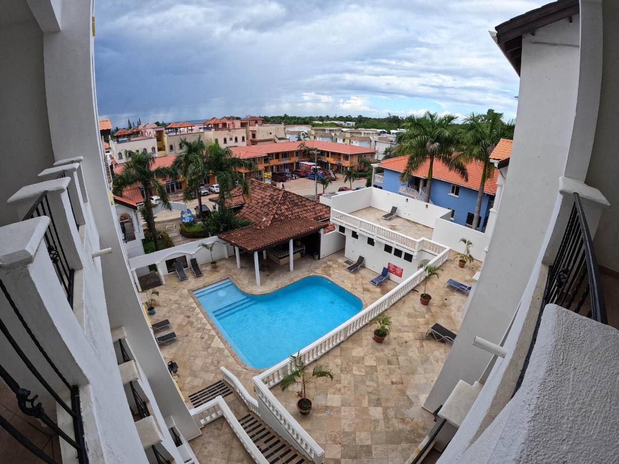 Hotel West Bay Colonial