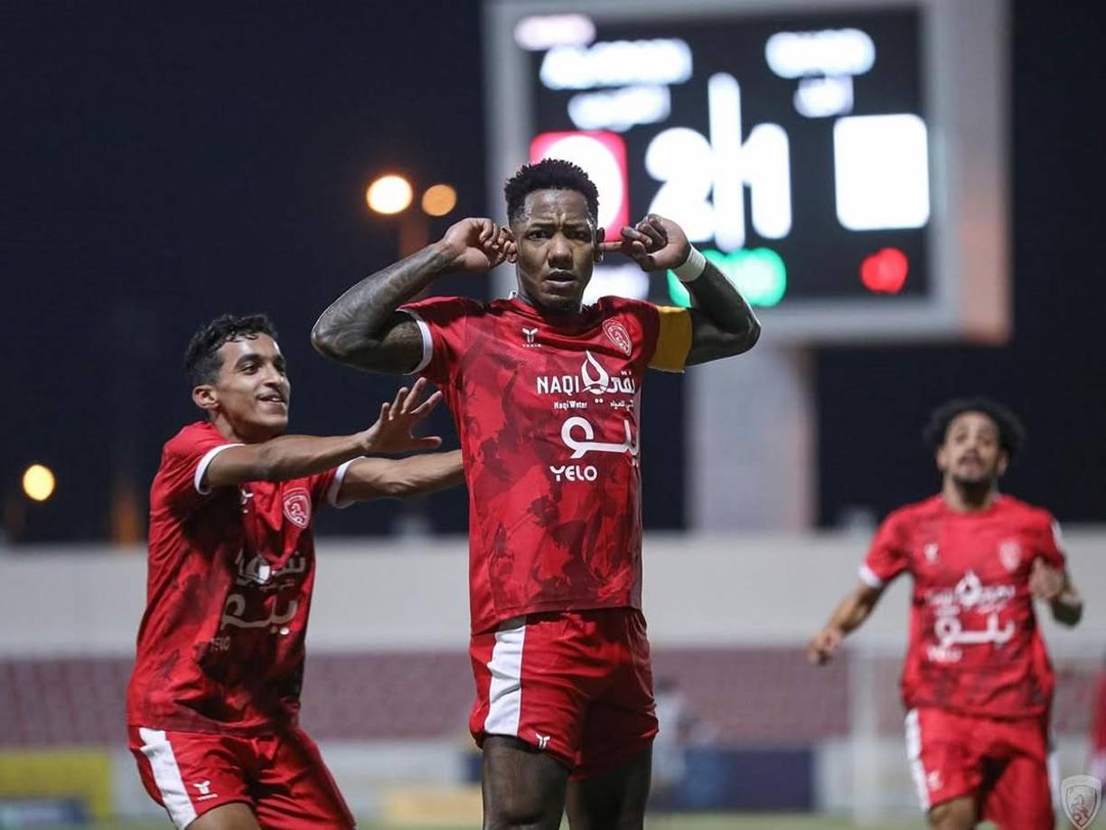 Romell Quioto está marginado por Reinaldo Rueda en la Selección de Honduras, pero sigue haciendo goles en Arabia Saudita y dijo tener claro que no será convocado mientras el colombiano sea el entrenador pese a haber pedido disculpas por un acto de indisciplina.