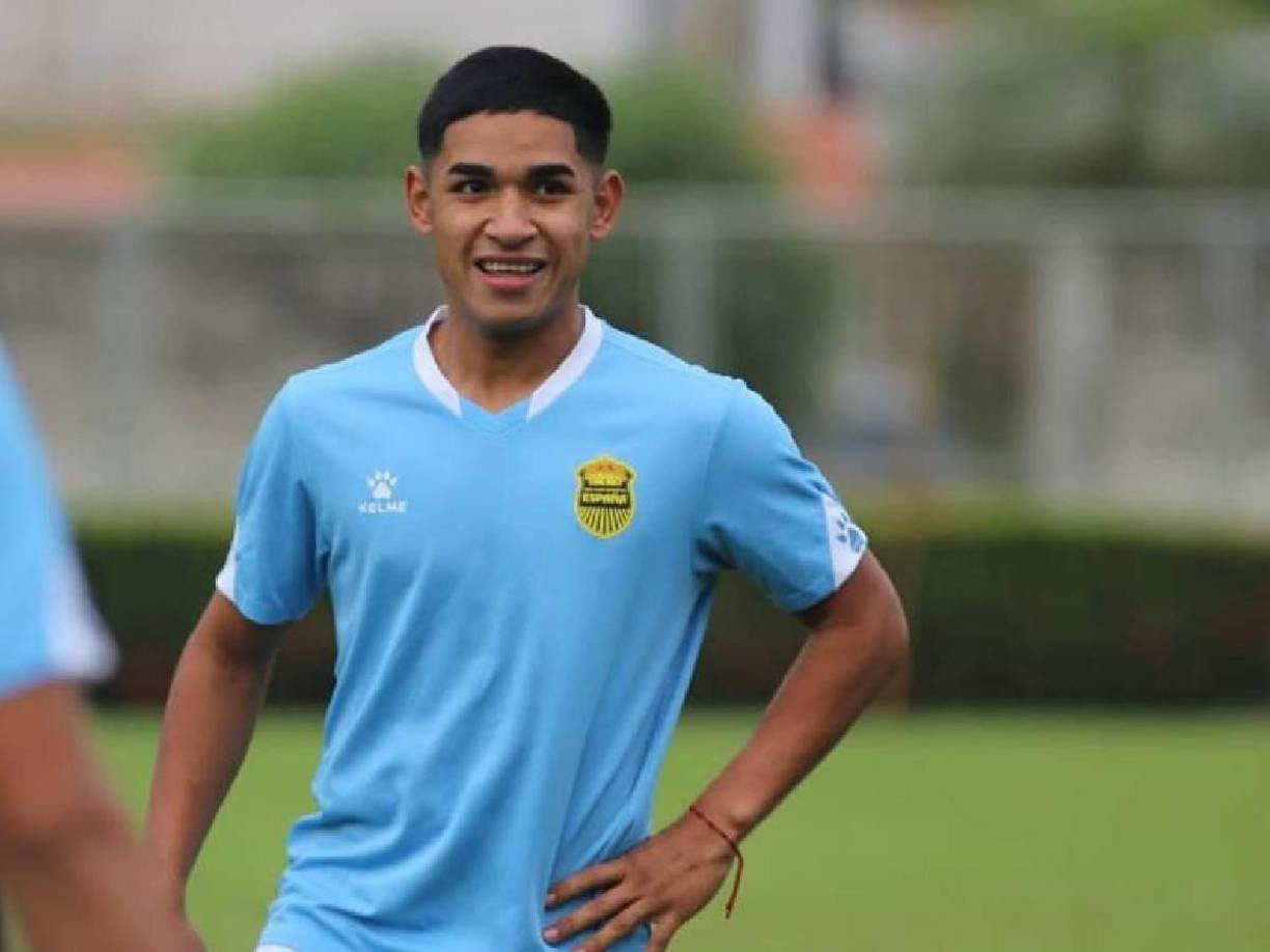 También se encuentra analizando la opción que el joven delantero Marco Tulio Aceituno juegue en calidad de préstamo en el torneo Clausura.