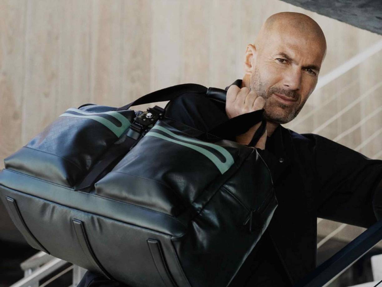 La sombra de Zinedine Zidane vuelve a aparecer sobre el banquillo del Real Madrid, poniendo en entredicho la estabilidad de Carlo Ancelotti. Según diversas fuentes, Florentino Pérez mantendría al técnico francés en su lista de posibles reemplazos si el rendimiento del equipo no mejora en las próximas semanas.