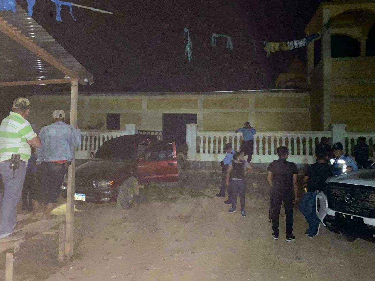 El trágico hecho ocurrió la noche del domingo en el caserío Platanares, en la pequeña comunidad de La Cuchilla, de La Jigua.Las víctimas mortales fueron identificadas por parientes como Dariet Magdiel Arriaga Pacheco (de 7 años) y su primo Ángel Alfredo Torres Sifontes (de 9), ambos estudiantes de primaria que asistían al centro educativo de Platanares.