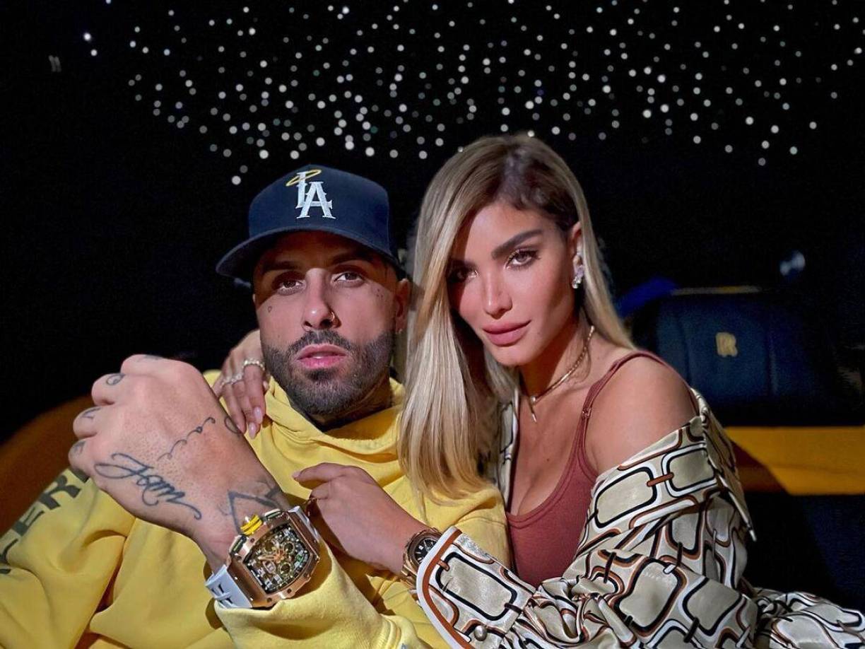 Aleska Génesis Castellanos, modelo venezolana de 33 años, y quien mantuvo una relación amorosa con el cantante Nicky Jam hace algunos años, fue detenida por policías de investigación en el Aeropuerto Internacional de la Ciudad de México (AICM). 