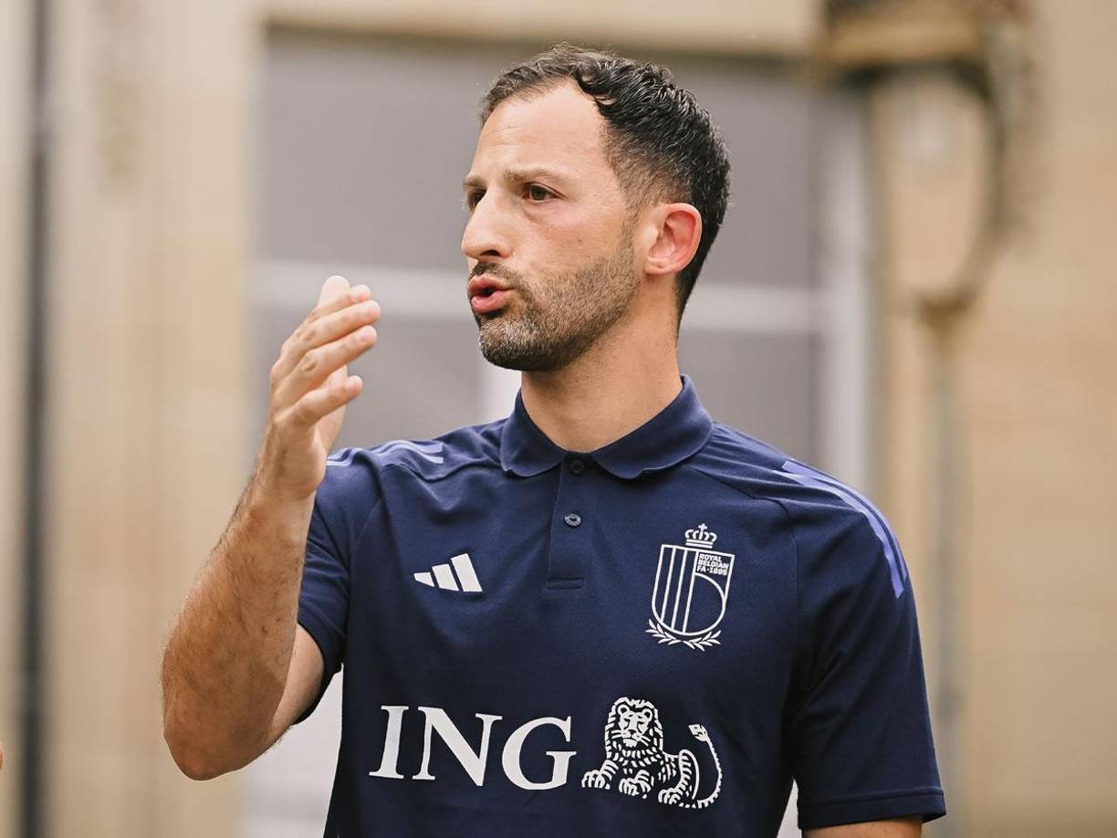 La Federación belga de fútbol ha despedido al hasta ahora seleccionador nacional masculino, Domenico Tedesco, y se espera que a final de mes se anuncie el nombre de su sustituto, según informaron hoy medios locales.