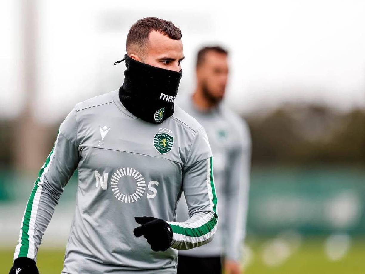 “Lo imitaba, hasta que conocí a Cristiano. Era cuando estaba en el Sporting de Portugal. Cuando estaba en el Manchester, ya lo seguía.