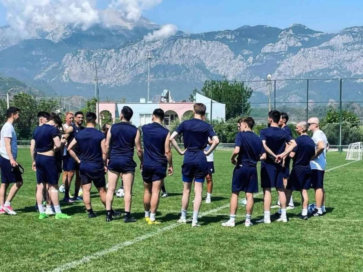 Este año, la selección de Groenlandia tiene previsto disputar tres partidos contra países más pequeños de la región de la CONCACAF, como parte de su proceso de crecimiento.