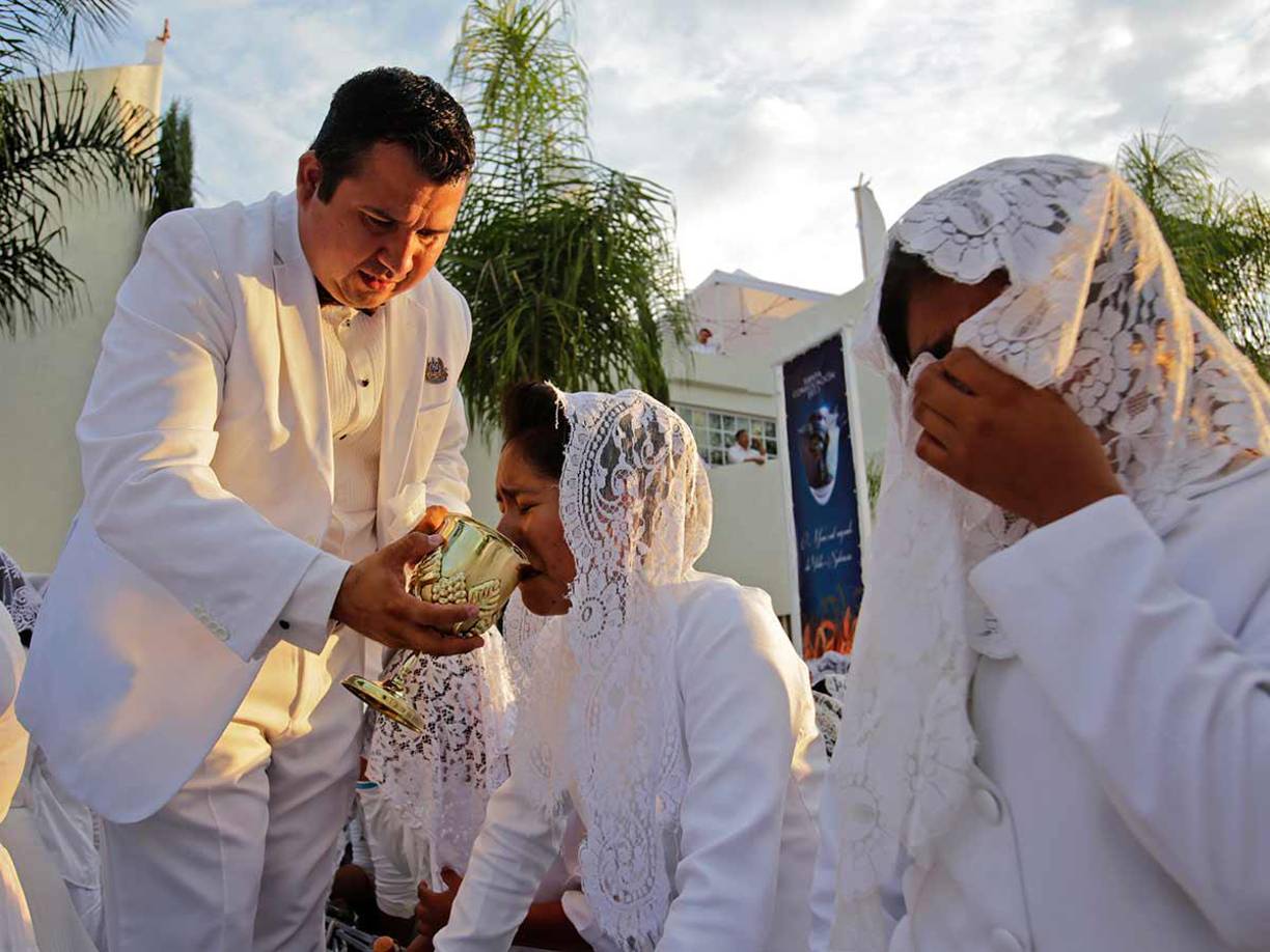 “Creo que es una sentencia justa a la luz de su rol en el caso... del hecho de que ella es una víctima y su disposición a cooperar con el gobierno y a testificar en contra del líder de la iglesia, Naasón Joaquín García”, dijo uno de los abogados recientemente. 