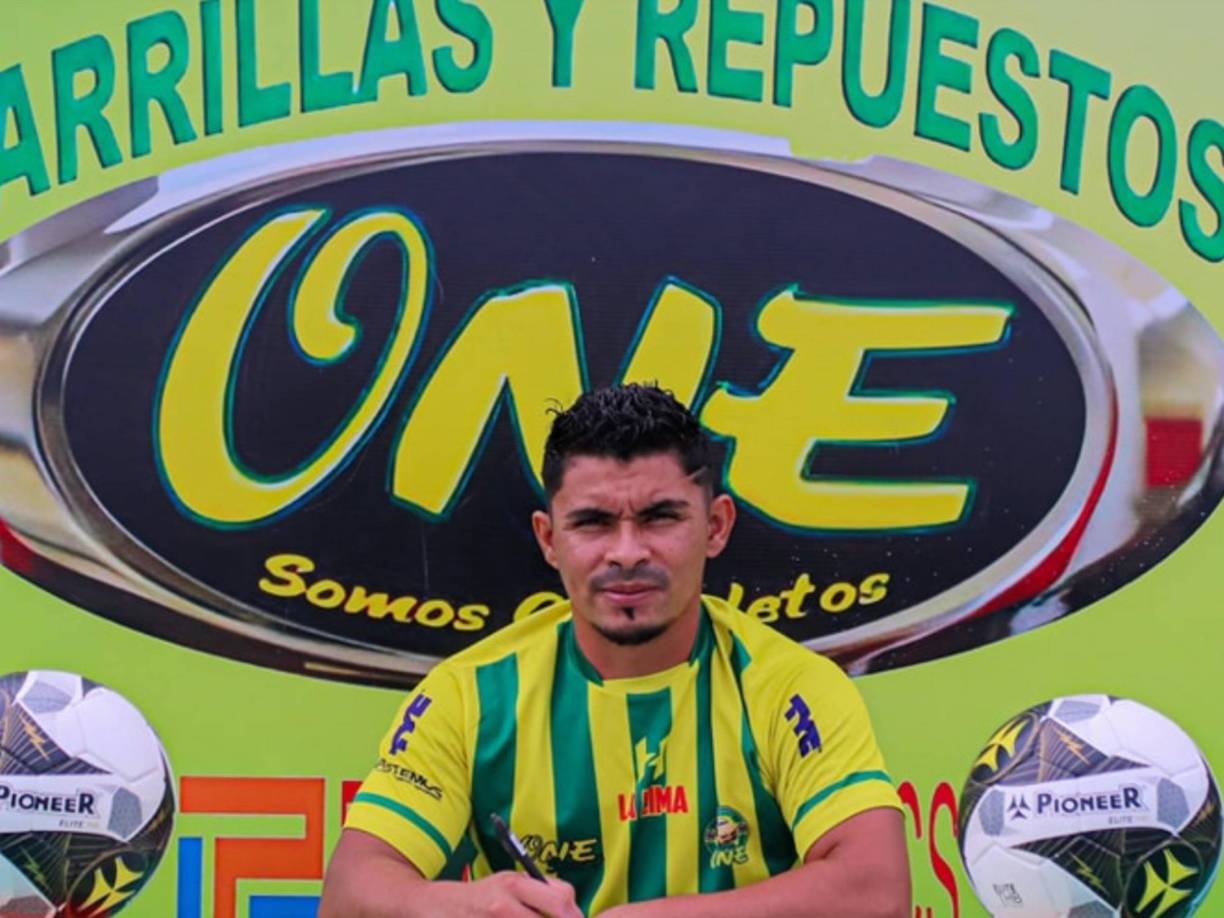 Mauro del Cid fue anunciado como nuevo futbolista del Parillas One de la Liga de Ascenso.