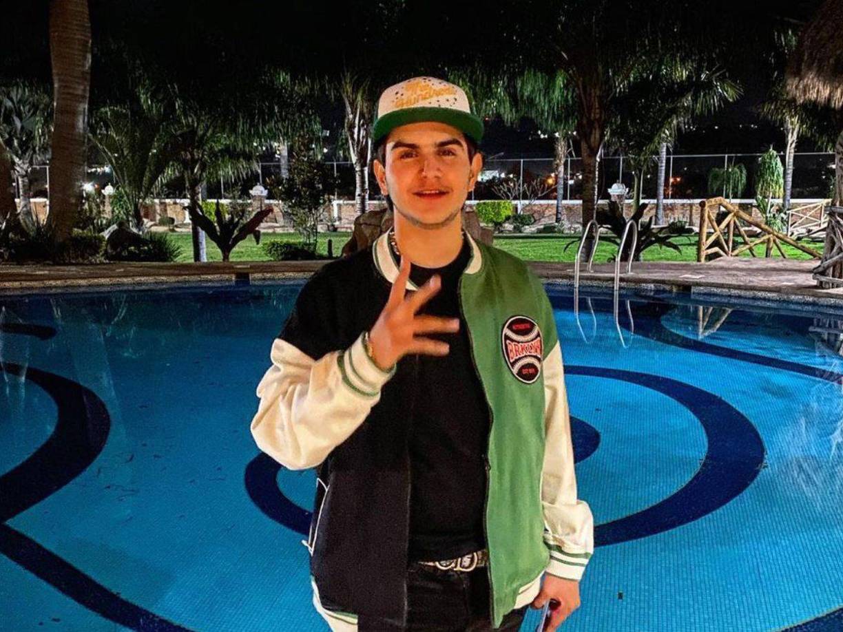 Su incursión en el mundo de la música comenzó hace cinco años con el lanzamiento de su álbum titulado “Mi Origen”. Desde entonces, ha sabido cautivar tanto a seguidores como a críticos gracias a su inconfundible voz sy u capacidad innata para conectar con el público a través de sus letras llenas de pasión y autenticidad.