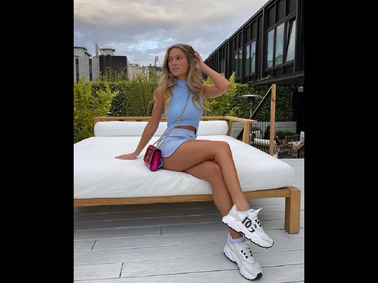 Destapan infidelidad de exfutbolista del Barcelona a su novia