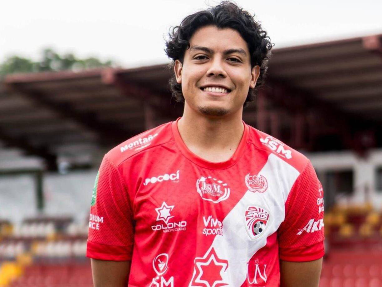 El centrocampista hondureño Joshua Canales fue presentado como nuevo jugador del AD Santos de la primera división de Costa Rica, llega procedente del Herediano.