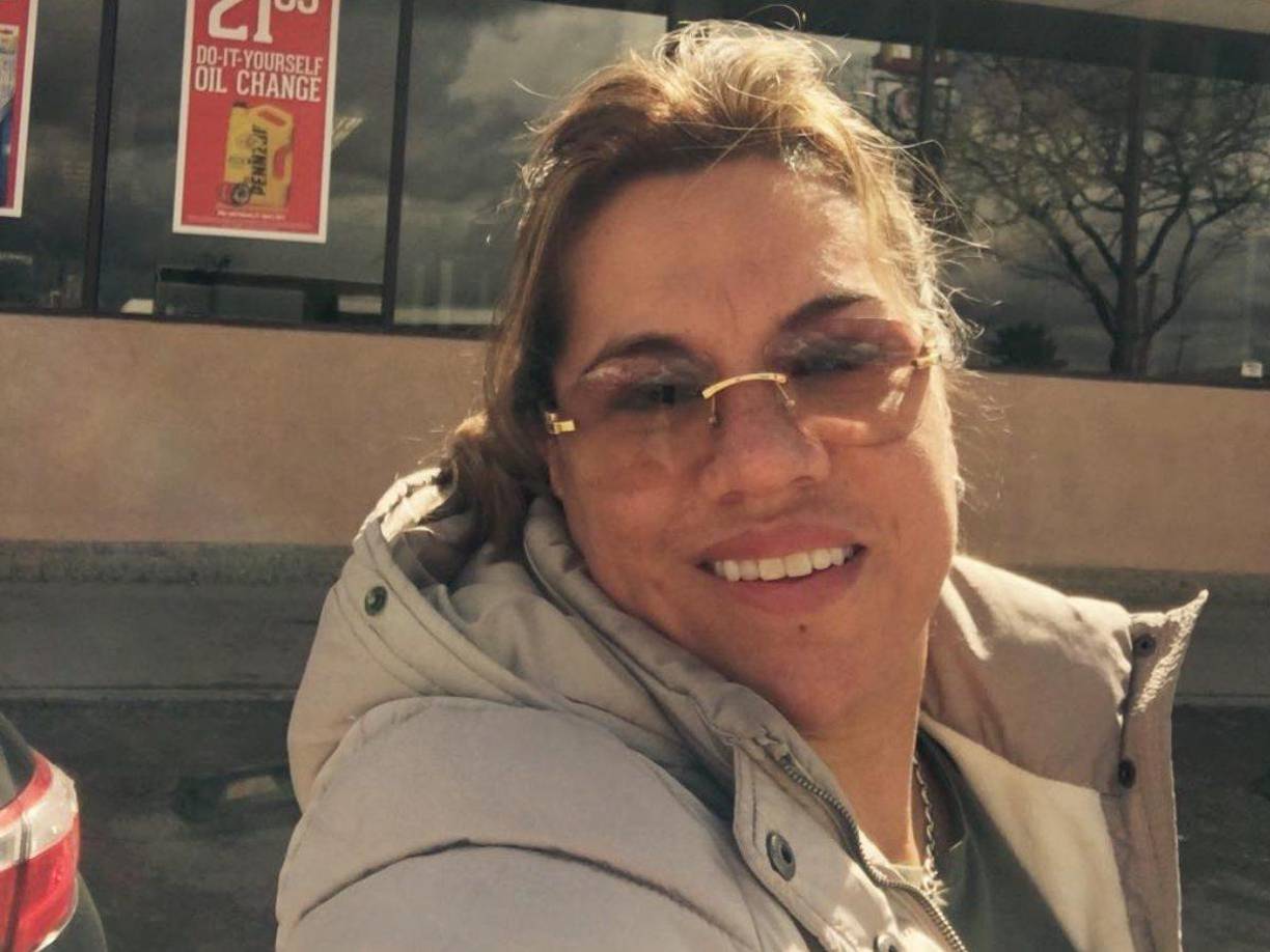 Larreal no solo se destacó por sus logros deportivos, sino también por su valentía al denunciar hechos de corrupción en el deporte venezolano, manifestando que estaba siendo presionada para regresar al país bajo amenazas de que le anularían su pasaporte, y denunció que otros atletas fueron forzados a firmar un documento en su contra.