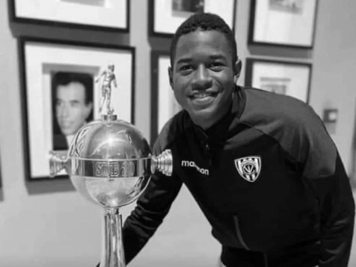 Roberto Cabezas tenía tan solo 22 años de edad. 