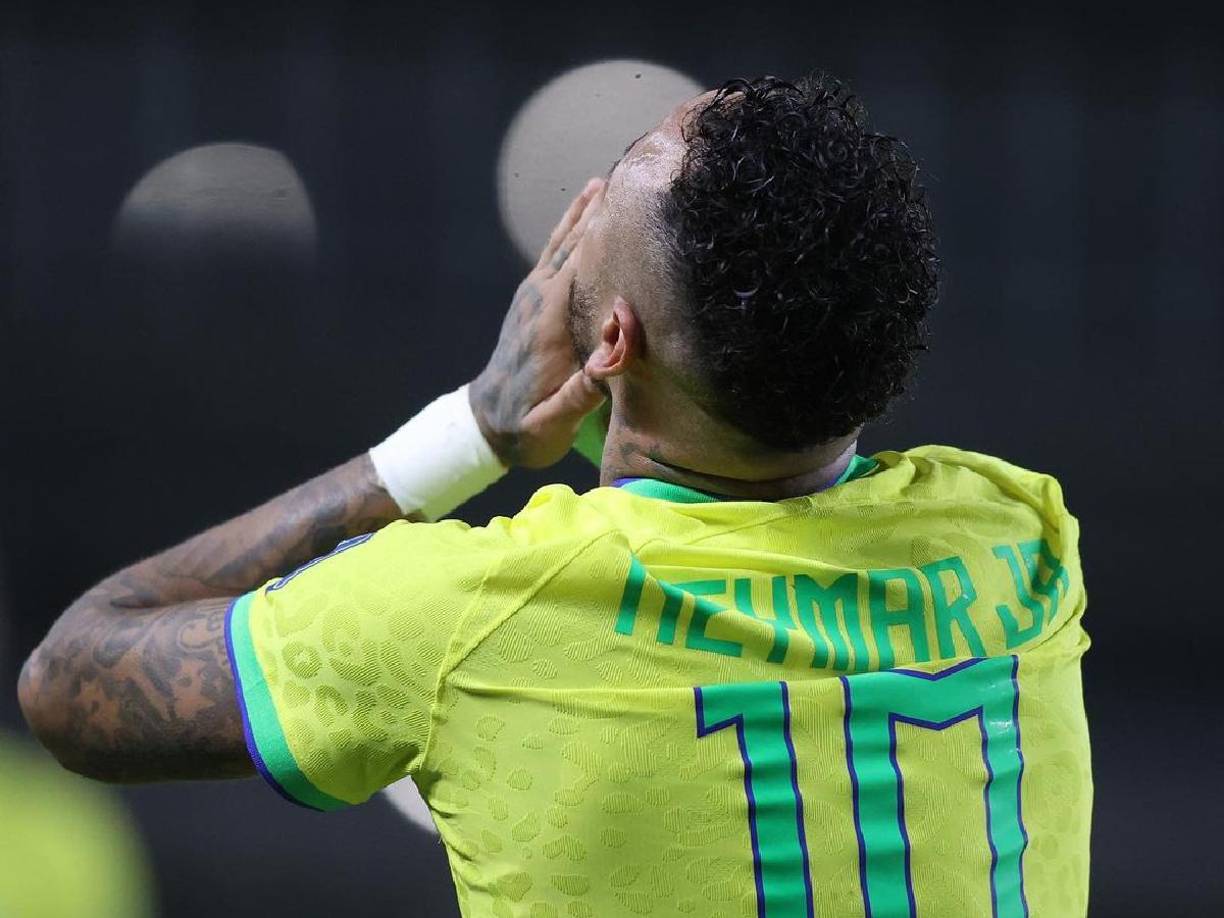 Entre los delitos denunciados figuran, además del trabajo no declarado, el ritmo infernal que le imponían, la no remuneración de las horas suplementarias y la ausencia de vacaciones pagadas y de seguro médico.