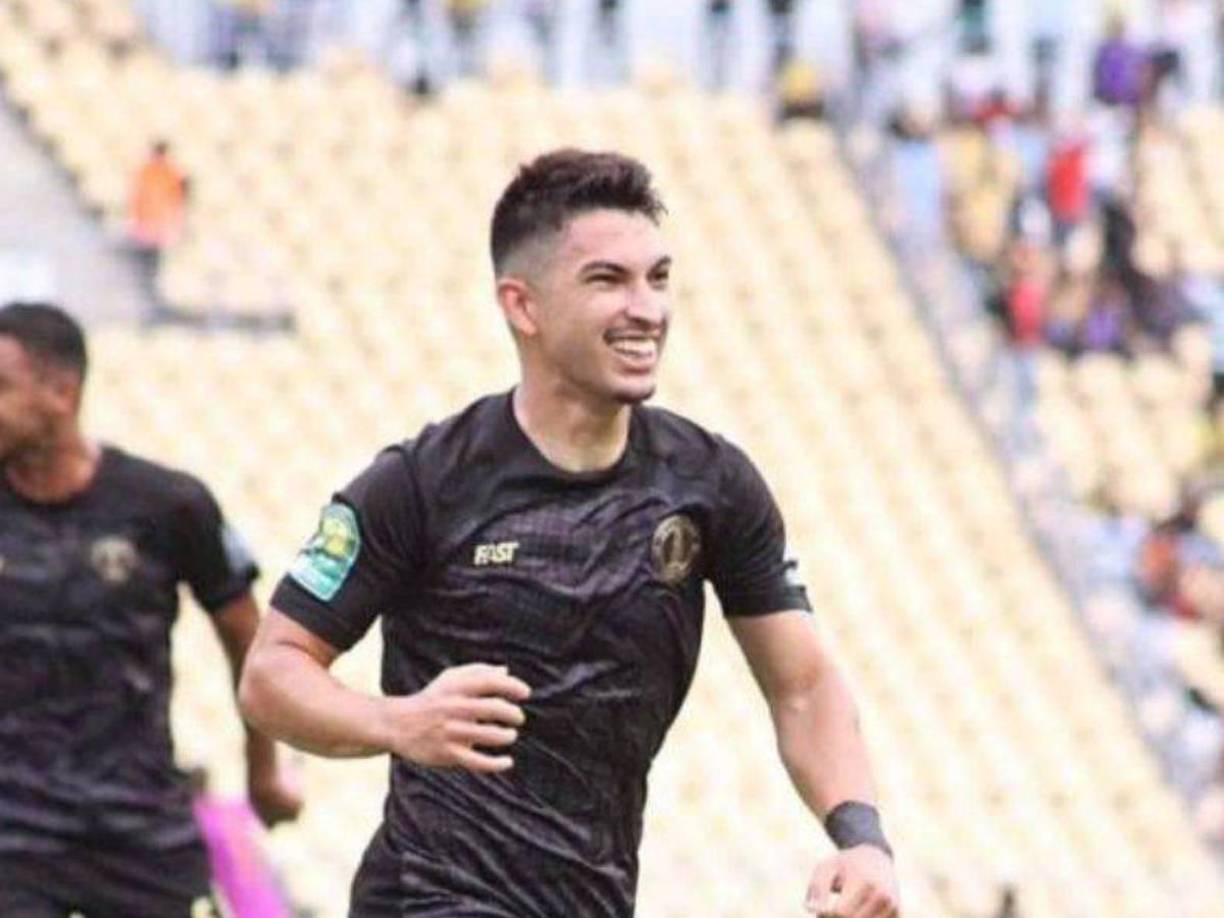 Sin embargo los buenos números que arroja con el Petro Luanda de Angola y tomando en cuenta que el DT llama jugadores de la USL de Estados Unidos, el nombre de Rubio Toro no puede ser olvidado.