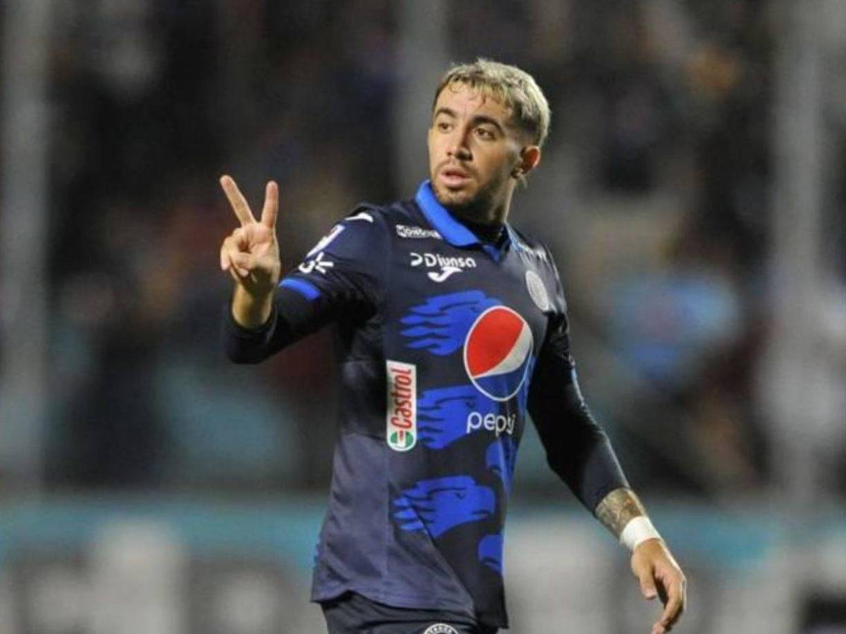 Agustín Auzmendi negó haber recibido ofertas del San Lorenzo de su país Argentina y señaló que seguirá en Motagua.