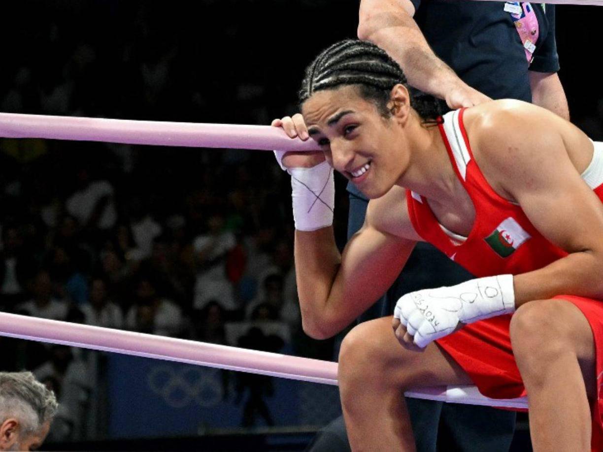 “El problema es que tenemos dos exámenes de sangre con cariotipo de varón. Esta es la respuesta del laboratorio”, añadió.