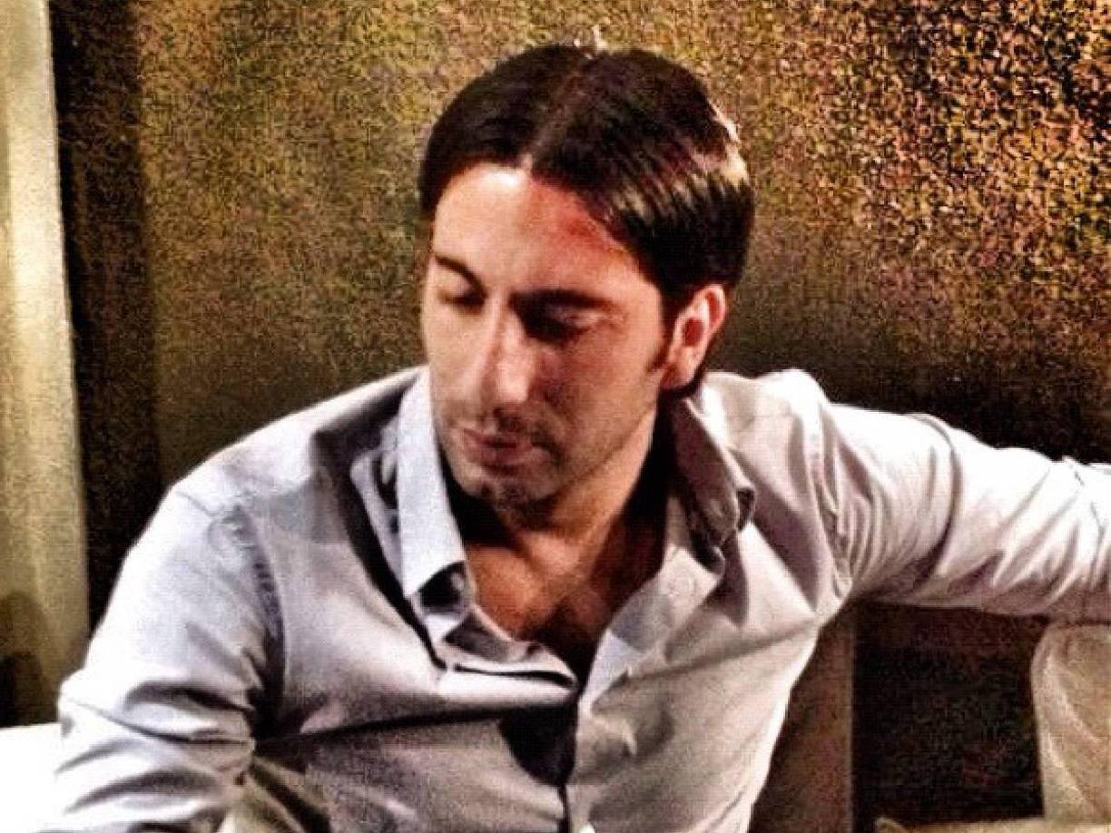 Los servicios médicos llegaron a la escena, pero no pudieron hacer nada para reanimarlo. 