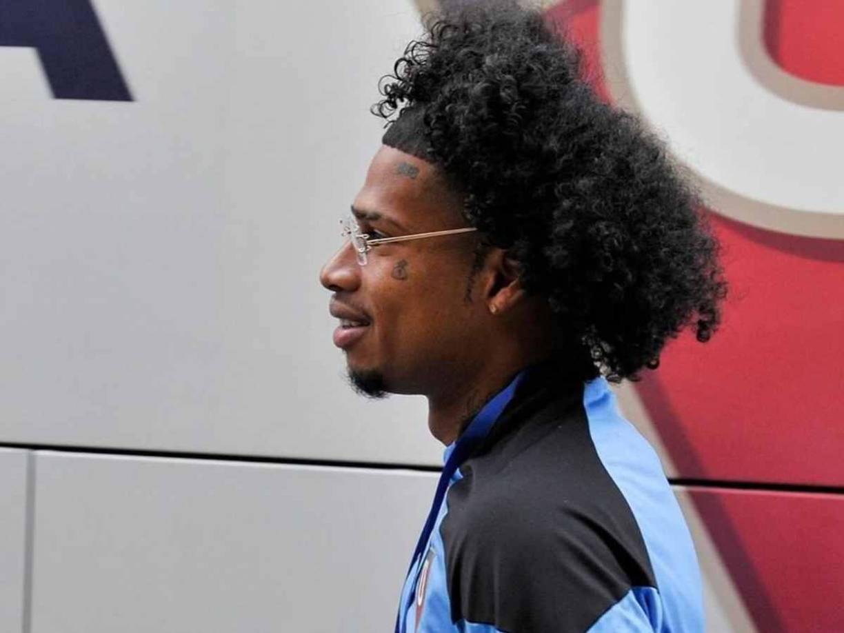 “Con profundo dolor y tristeza, lamentamos informar el fallecimiento de nuestro querido jugador Marco Angulo. Hacemos extensivas nuestras sentidas condolencias a su familia y seres querido”, indicó Liga, club en el que militaba Angulo en calidad de préstamo desde el club Cincinnati de Estados Unidos.