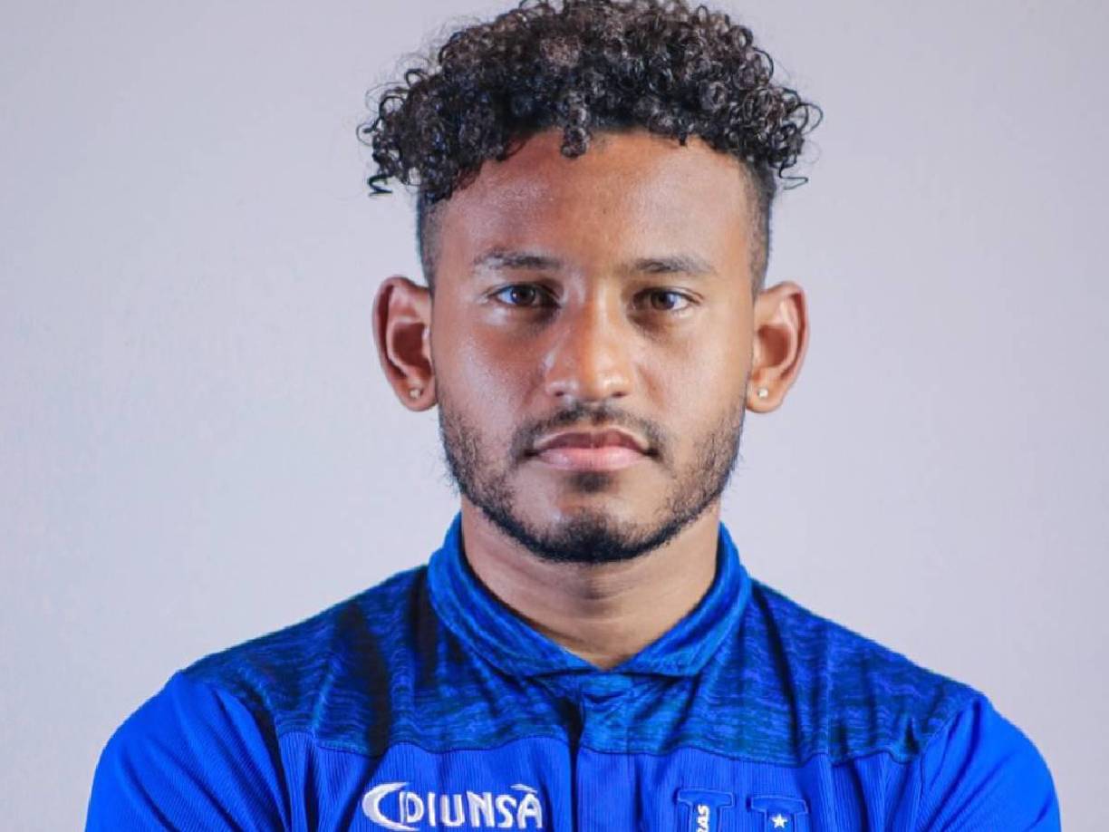 Obregón fue convocado por Reinaldo Rueda para los dos partidos ante México. Pero su nombre ya había estado anteriormente en una convocatoria de la Bicolor Hondureña.