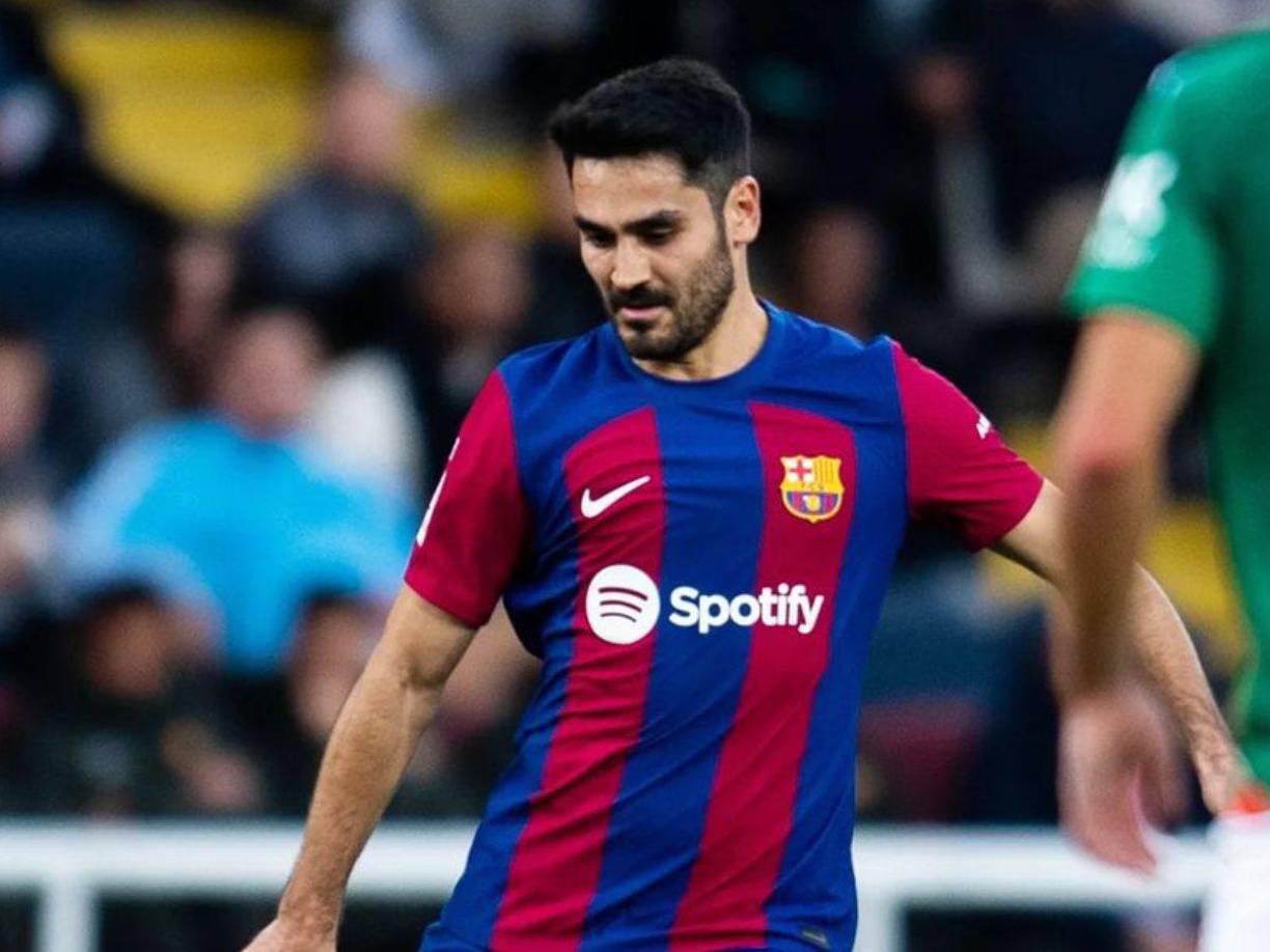 Gündogan, con un mercado amplio y atractivo, ha atraído el interés de varios clubes. En Turquía, el presidente del Galatasaray ha manifestado repetidamente su interés en fichar al centrocampista.