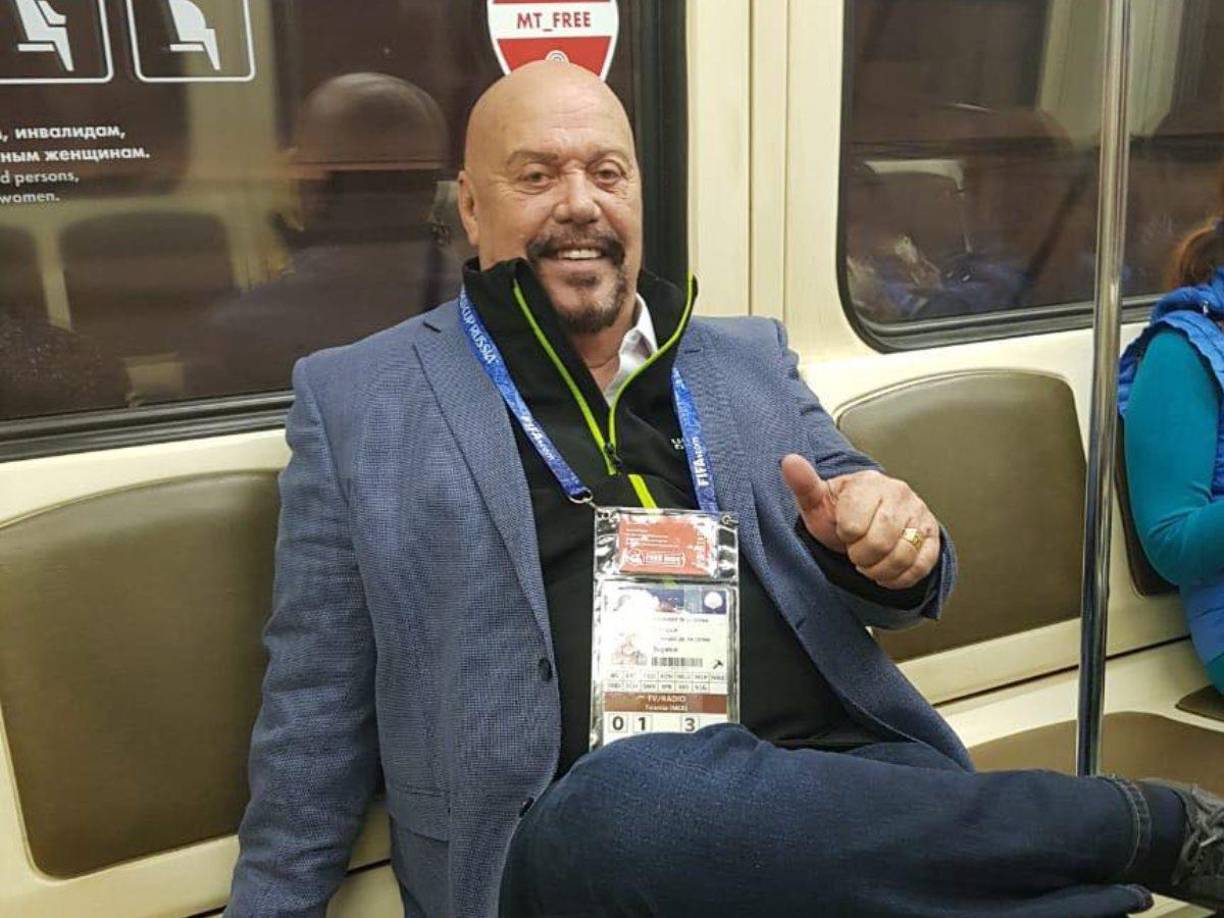 Enrique Bermúdez confirmó que ha tenido ofertas de medios importantes al confirmar su adiós de Televisa.