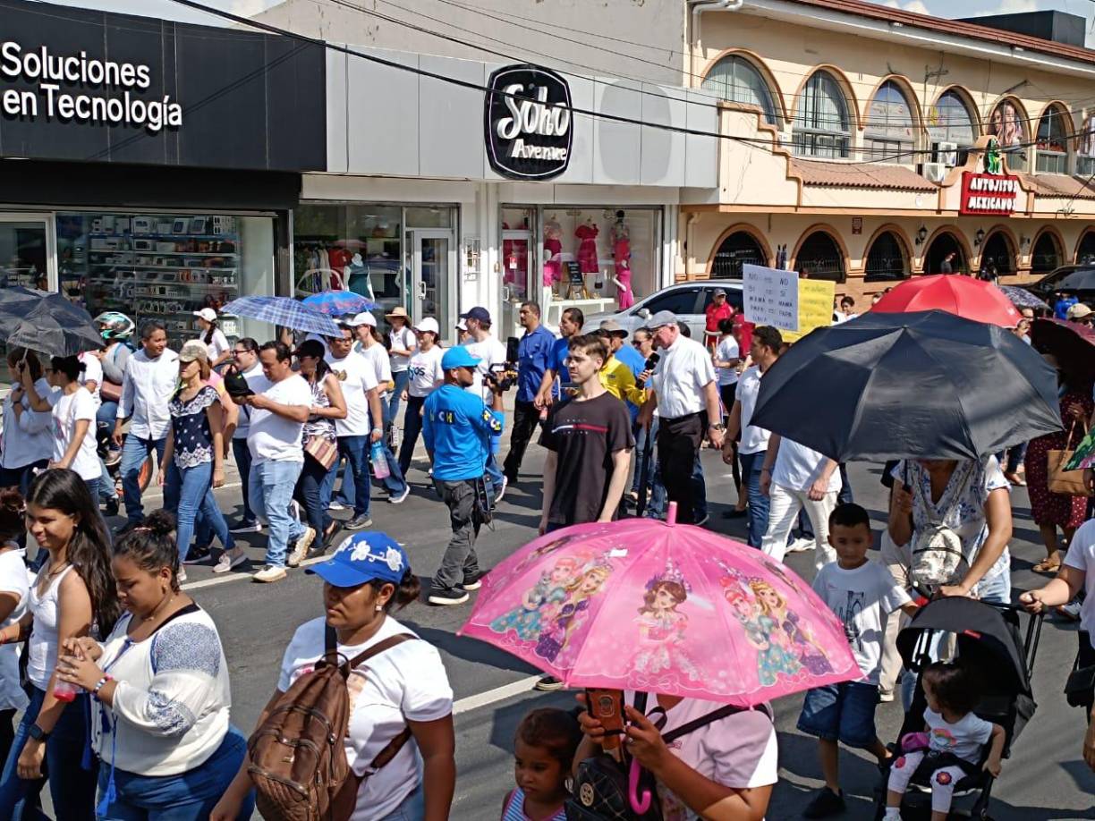 No se reportaron incidentes relacionados con violencia en alguna de las marchas convocadas para este sábado.