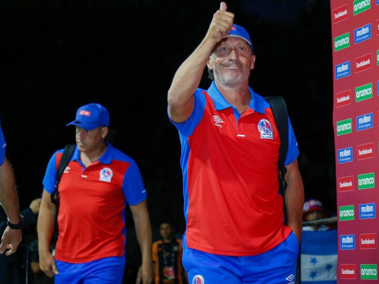 Orlando Ponce también reveló las causas que han provocado el supuesto malestar de los jugadores antes mencionado.