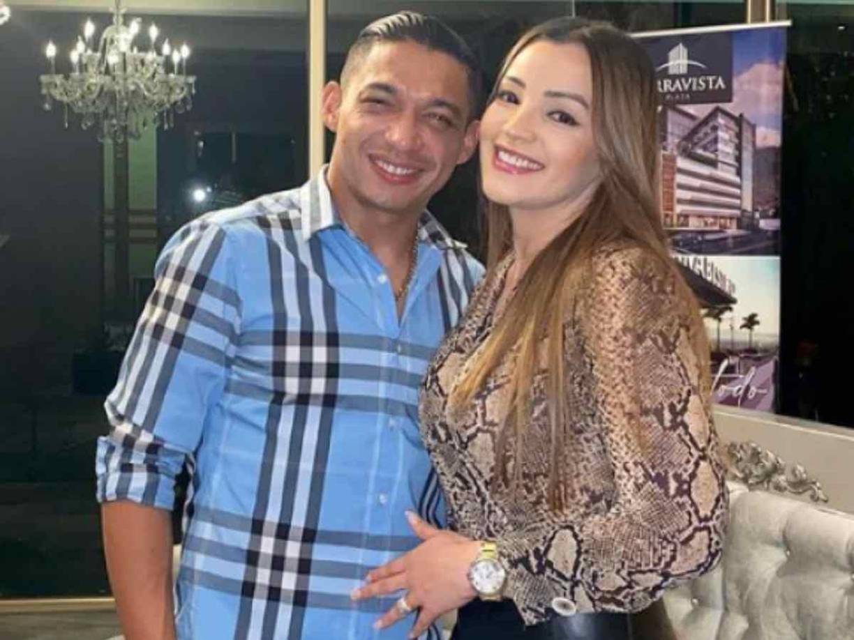 Emilio Izaguirre es el esposo de la hermosa Virginia Varela. 