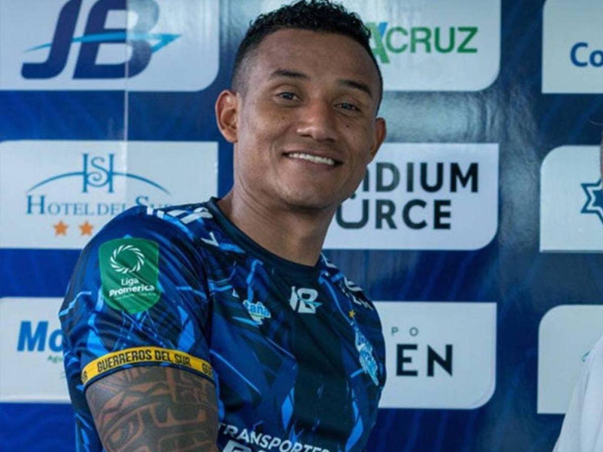 En enero de 2024 Luis Garrido rescindió su contrato con el Pérez Zeledón de Costa Rica.